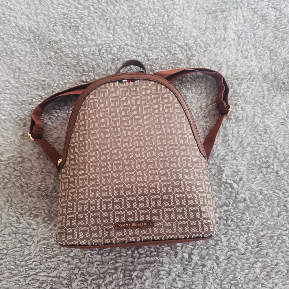 Tommy Hilfiger Brown Logo Pattern Bagpack. New
